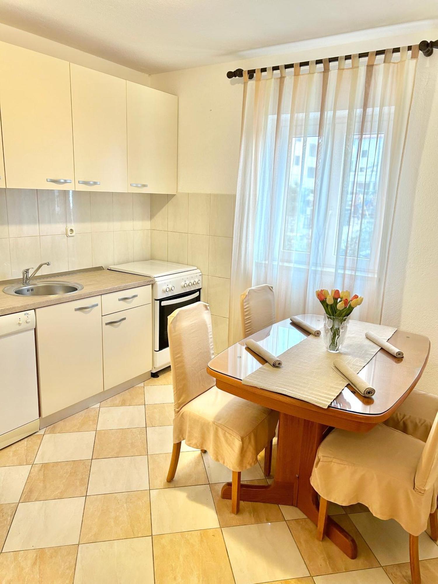 Apartmani Mara 볼 외부 사진